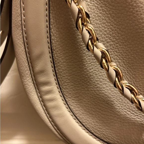 Michael Kors Jagger Crossbody Pebble Leather Greige Purse - Picture 4 of 13
